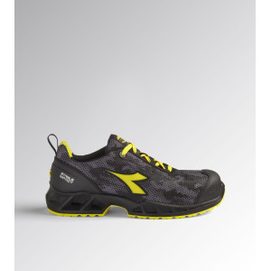 CHAUSSURE SHARK STABLE...